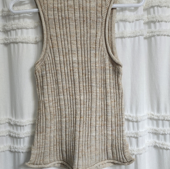 Gorgeous Pilcro by Anthropology sleeveless Sweater/top. Size Small. - Picture 9 of 9